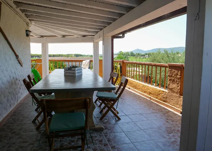 Grandi Famiglie O Comitive 150 Mt Affitti Tatil Evi Budoni